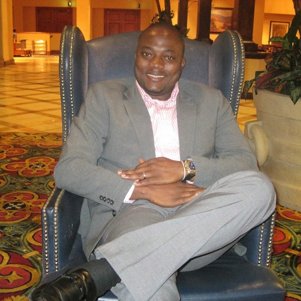 Meet your Posher, Emmanuel